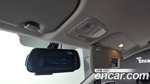 Hyundai Staria 2017 thumb 6