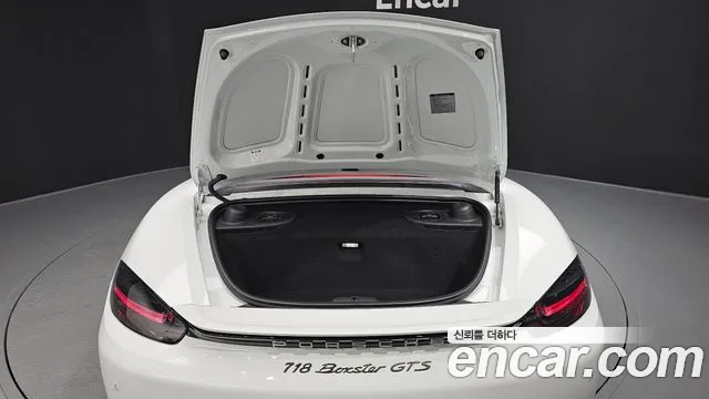 Porsche 718 Boxster 2019 thumb 9