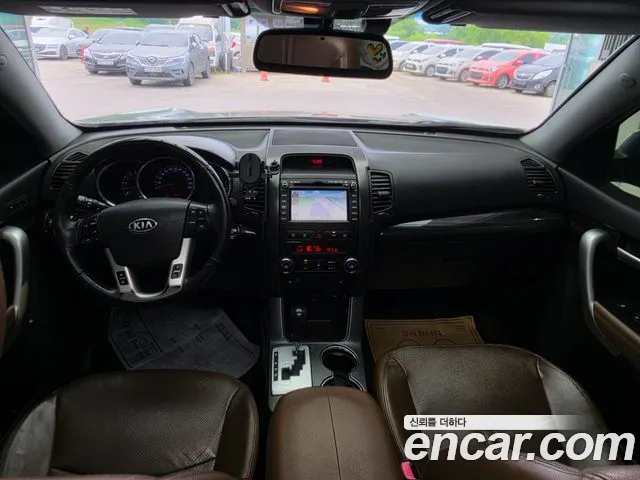 Kia Sorento 2010 thumb 10