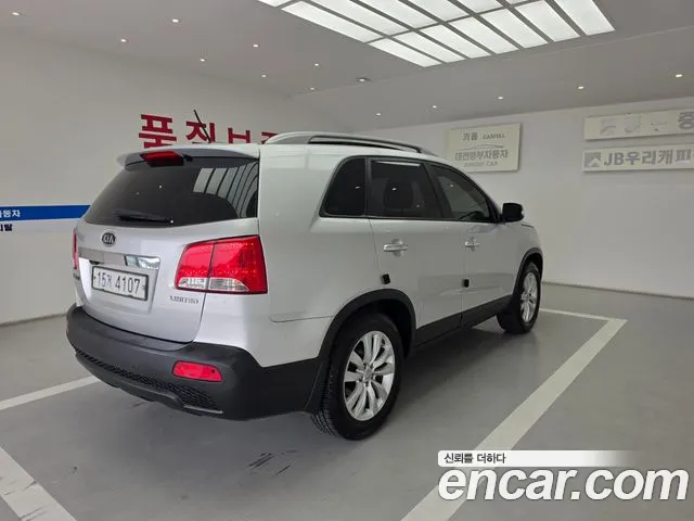 Kia Sorento 2010 thumb 2