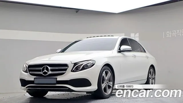 Mercedes-Benz E-Class 2019 thumb 7
