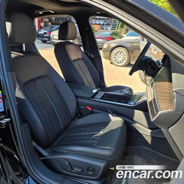 Audi A6 2021 thumb 8