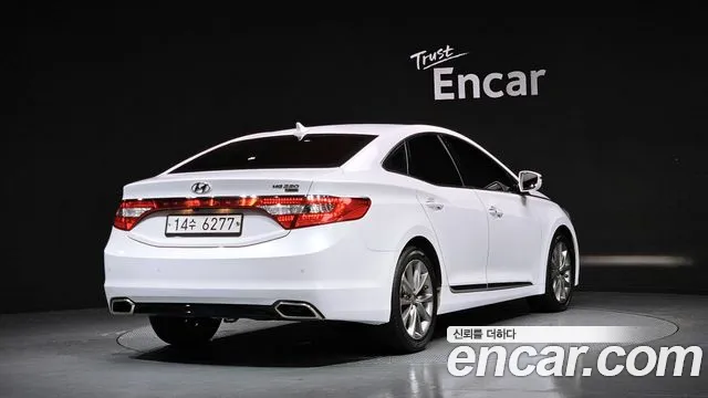 Hyundai Grandeur 2015 thumb 11