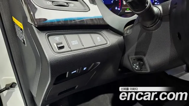 Hyundai Grandeur 2015 thumb 2
