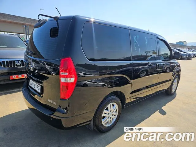Hyundai Staria 2016 thumb 3