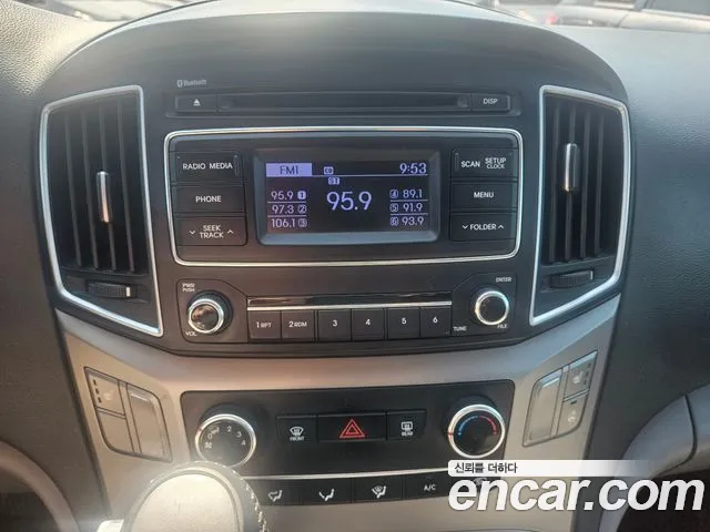Hyundai Staria 2016 thumb 2