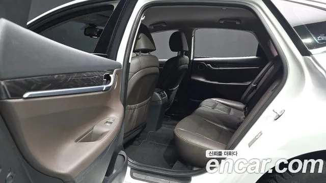 Hyundai Grandeur 2017 thumb 8