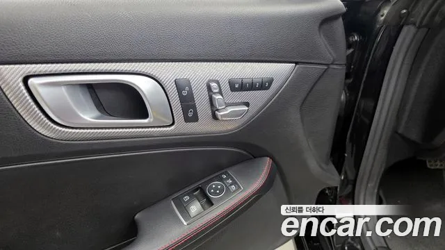 Mercedes-Benz SLC-Класс 2017 thumb 6