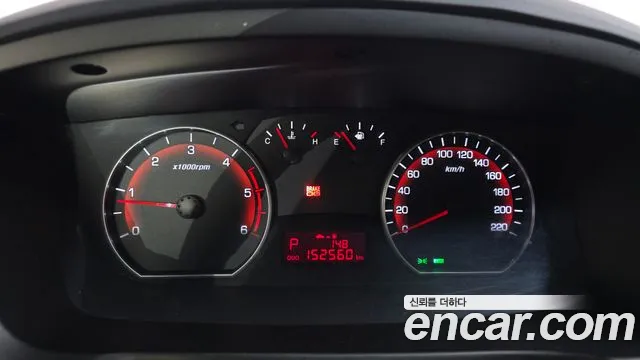 KGM Korando 2016 thumb 10