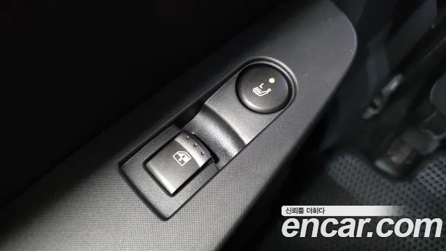 KGM Korando 2016 thumb 3