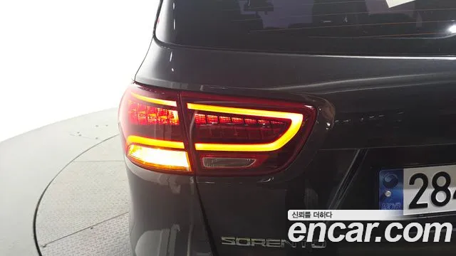 Kia Sorento 2018 thumb 11