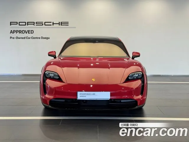 Porsche Taycan 2023 thumb 8
