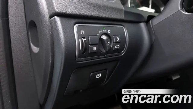 Volvo S60 2015 thumb 7