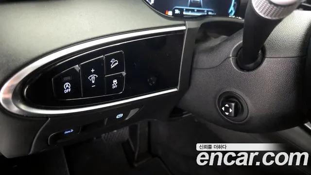 Genesis GV70 2021 thumb 8