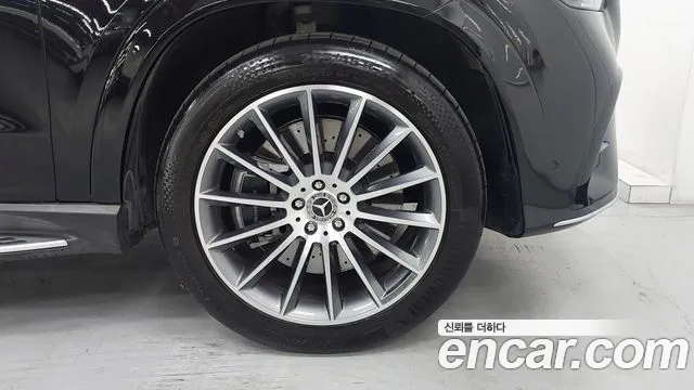 Mercedes-Benz E-Класс 2024 thumb 10