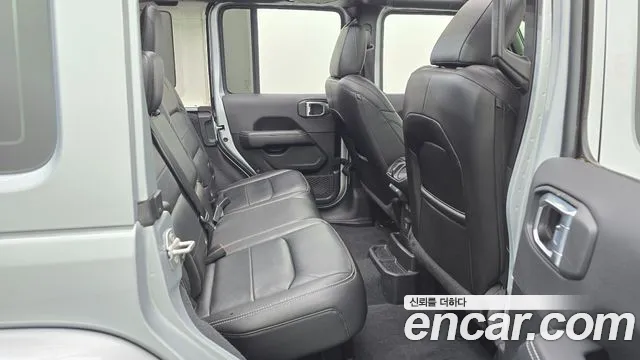 Jeep Wrangler 2022 thumb 2
