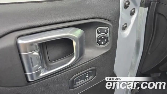 Jeep Wrangler 2022 thumb 5
