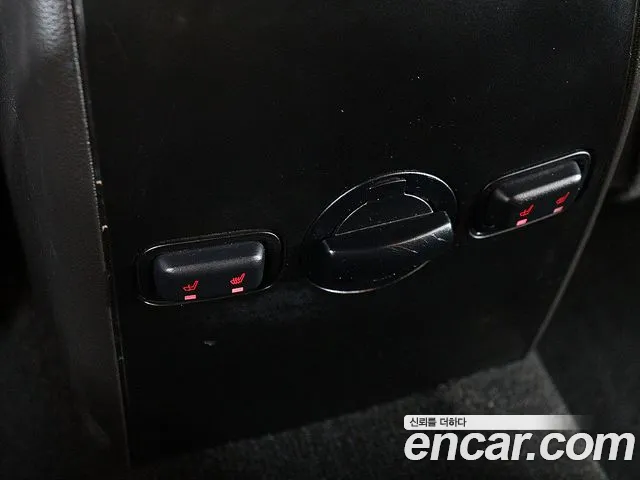 Lincoln MKS 2016 thumb 11