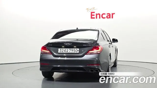 Genesis G70 2020 thumb 3
