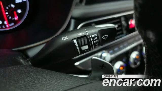 Genesis G70 2020 thumb 4