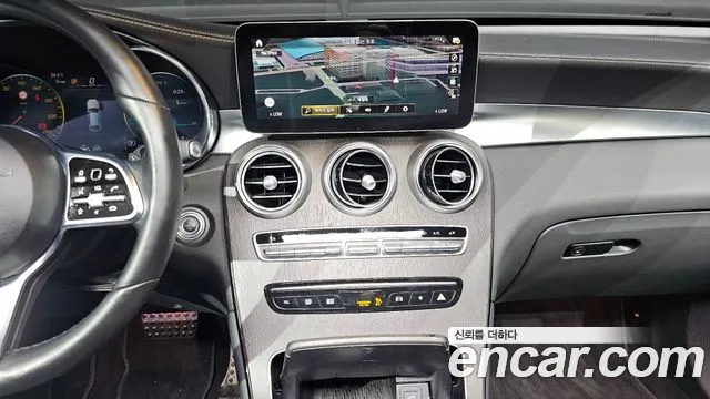 Mercedes-Benz GLC 2023 thumb 9