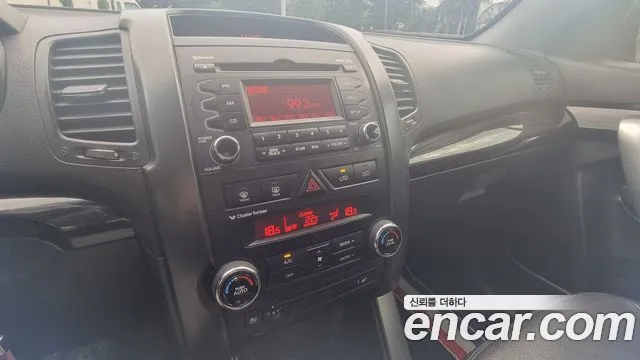 Kia Sorento 2010 thumb 4