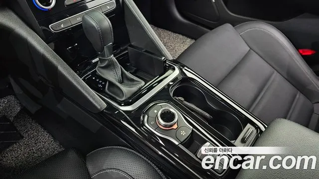 Renault SM6 2017 thumb 6