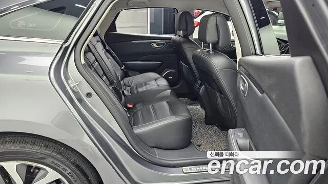 Renault SM6 2017 thumb 10