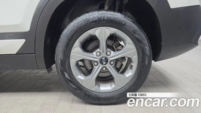 Kia Seltos 2020 thumb 12
