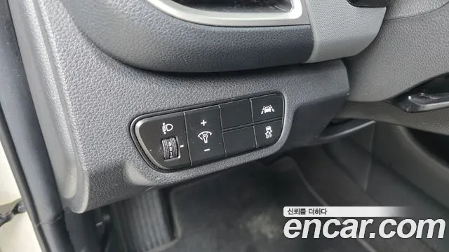 Kia Seltos 2020 thumb 2