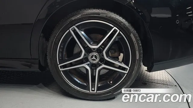 Mercedes-Benz A-Класс 2021 thumb 2