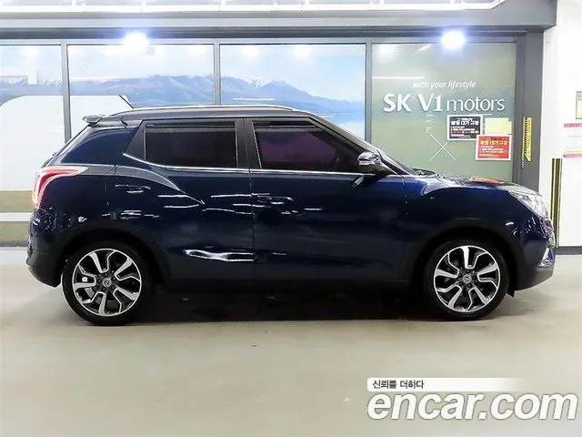 KGM Tivoli 2016 thumb 3