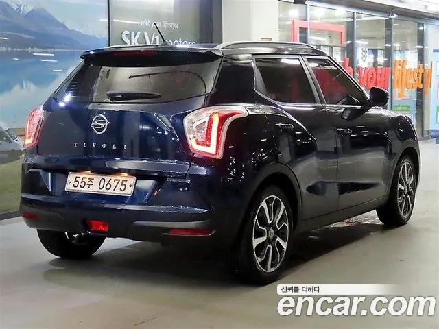 KGM Tivoli 2016 thumb 9