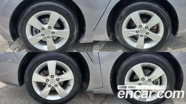 Hyundai Avante 2013 thumb 4