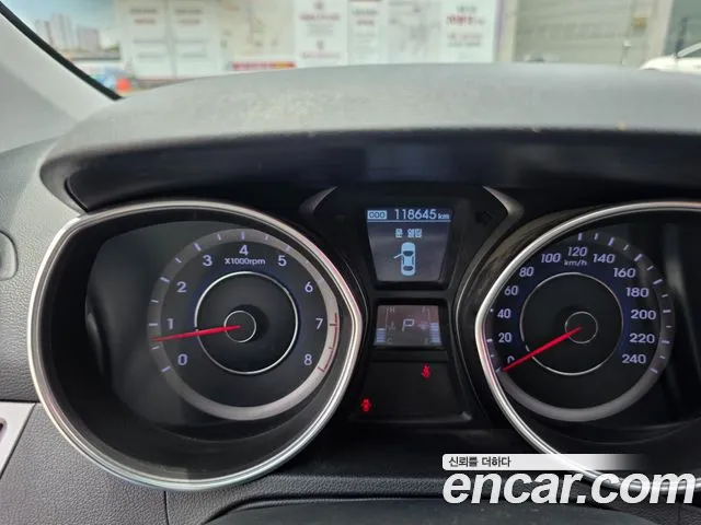 Hyundai Avante 2013 thumb 8