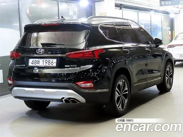 Hyundai Santa Fe 2018 thumb 12