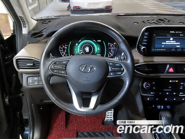 Hyundai Santa Fe 2018 thumb 2