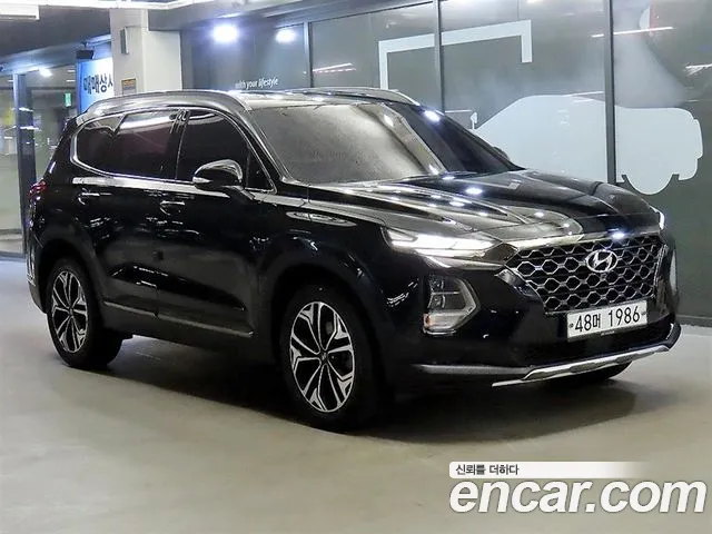 Hyundai Santa Fe 2018 thumb 4