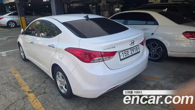 Hyundai Avante 2012 thumb 3