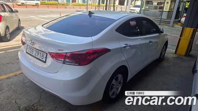 Hyundai Avante 2012 thumb 4
