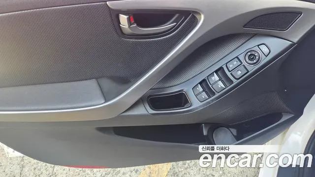 Hyundai Avante 2012 thumb 7
