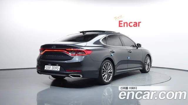 Hyundai Grandeur 2017 thumb 11