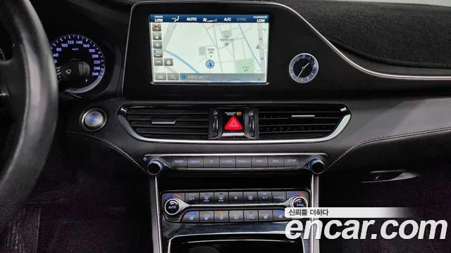 Hyundai Grandeur 2017 thumb 4