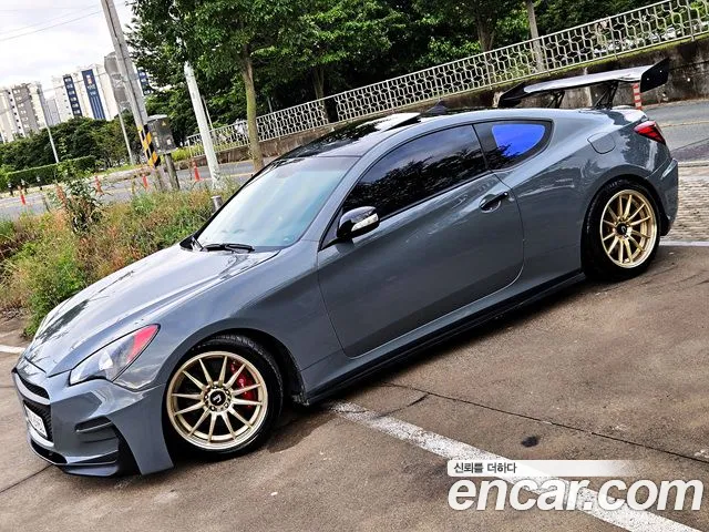 Hyundai Genesis 2010 thumb 12