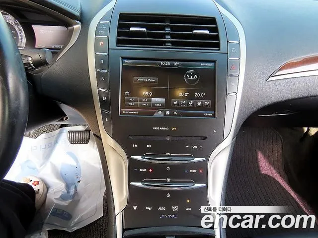 Lincoln MKZ 2015 thumb 11