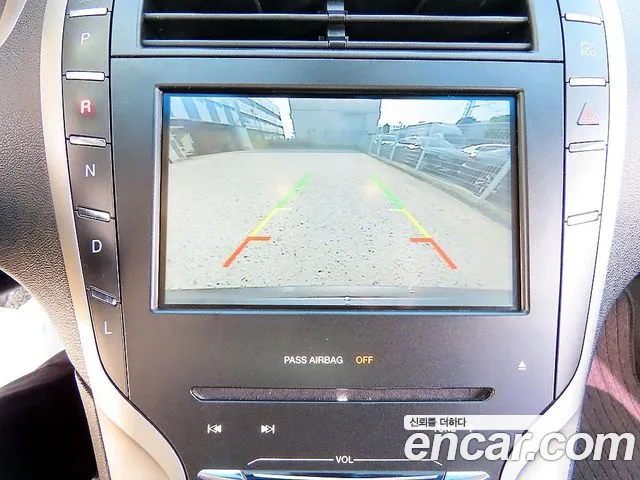 Lincoln MKZ 2015 thumb 2