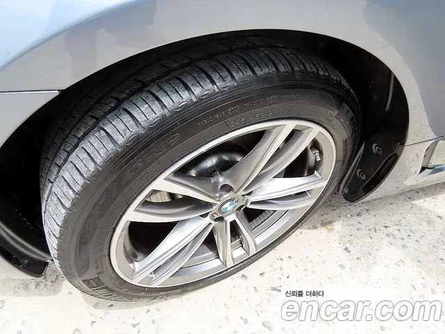 BMW 6 серии Gran Turismo 2019 thumb 6