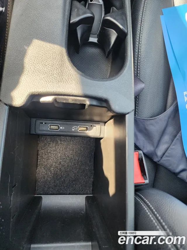 Mercedes-Benz B-Class 2016 thumb 6