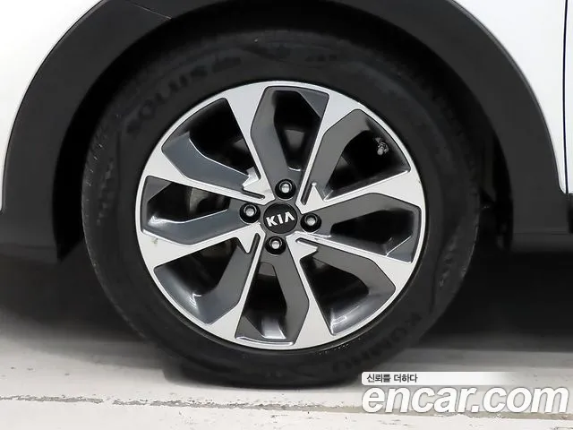 Kia Stonic 2017 thumb 2