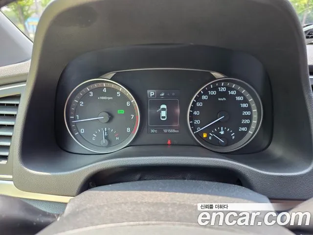 Hyundai Avante 2017 thumb 7